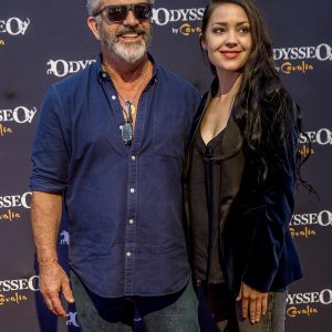 Mel Gibson et Rosalind Ross à la première de Odysseo à Camarillo
