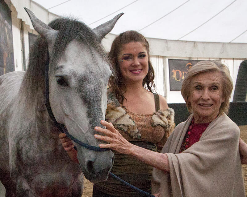 Cloris-Leachman - Cavalia